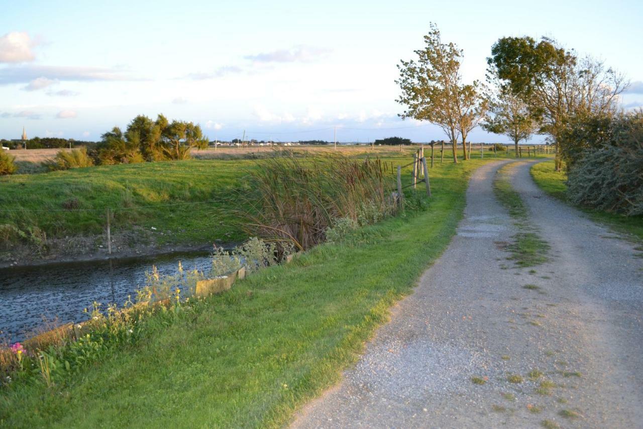 Les Pensions Du Joslin Bouin  Exterior foto